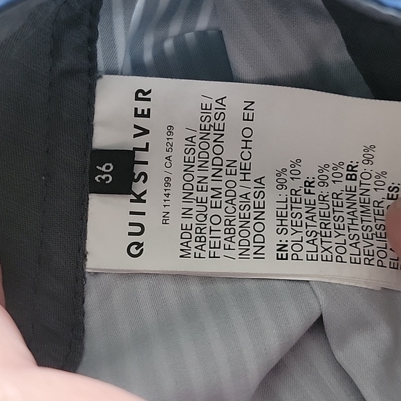 Quiksilver board shorts - Picture 4 of 5